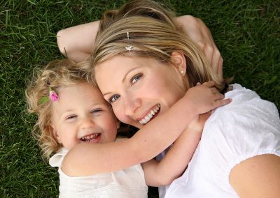 mom-daughter-smiling